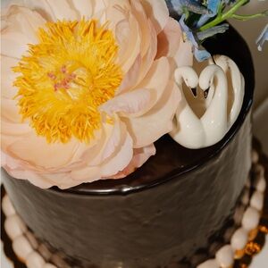 Lenox Wedding Promises Swan Ring Holder